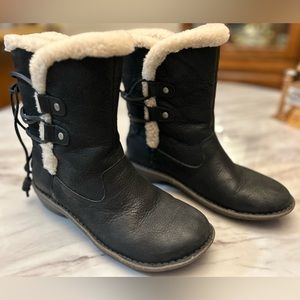 UGG Australia Akadia 1007760 Black Stout Leather Lace Up Boots Womens US 9